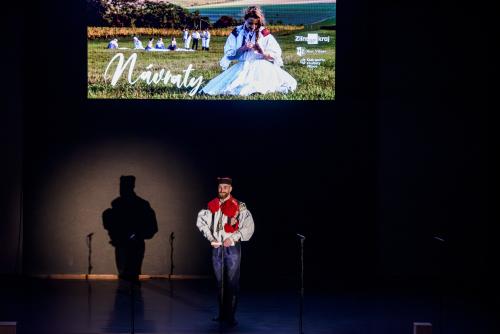 Premiéra hudebně tanečního představení Návraty