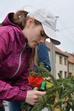 1.5.2015 - Stavba máje